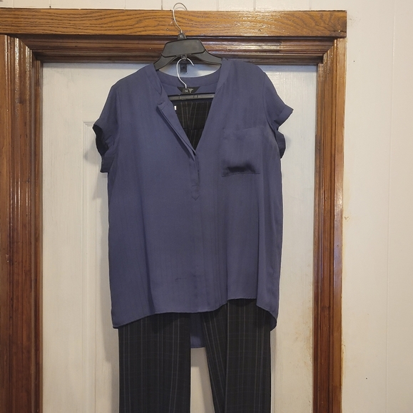 Blue vera wang top and apt.9 pants - Picture 1 of 1